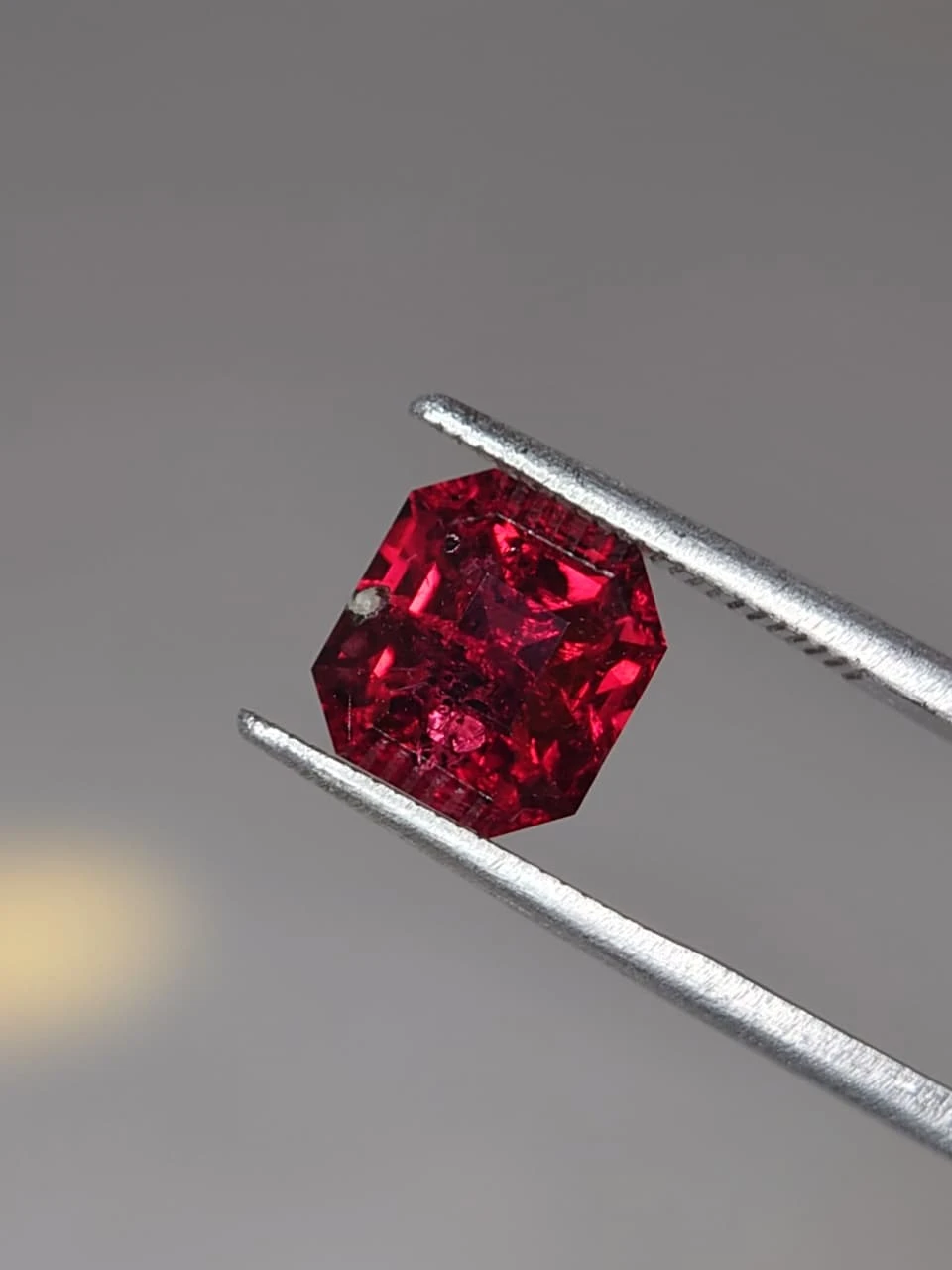 3.8ct Natural Malaya Garnet from Tanzania — view 3